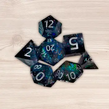 7 חתיכות שרף Polyhedral קוביות להגדיר D4 D8 D12 D10 D20 על שולחן המשחק